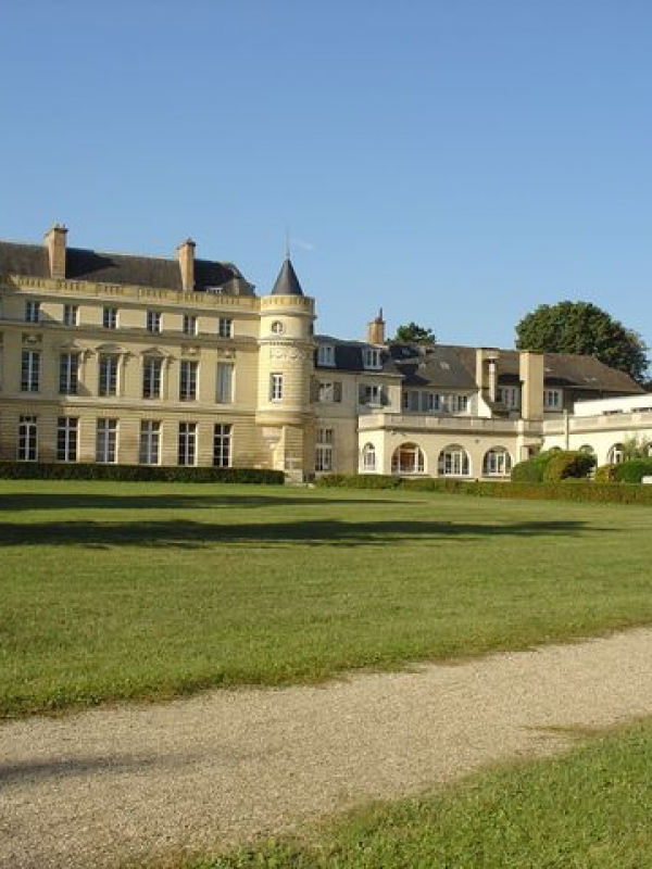 Colegio americano en Paris 2025/2026