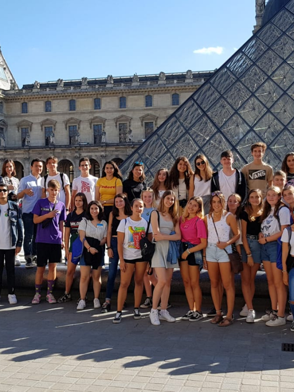 Año Escolar en Francia con alojamiento en familia- Premium 2025/2026