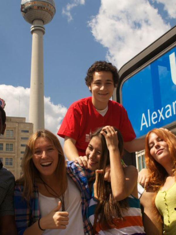 Cursos de alemán para jóvenes adultos de 16-18 años en Alemania