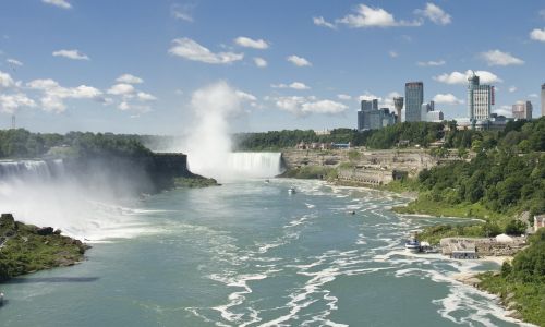 Inmersión en familia canadiense con visitas - descubre Toronto
